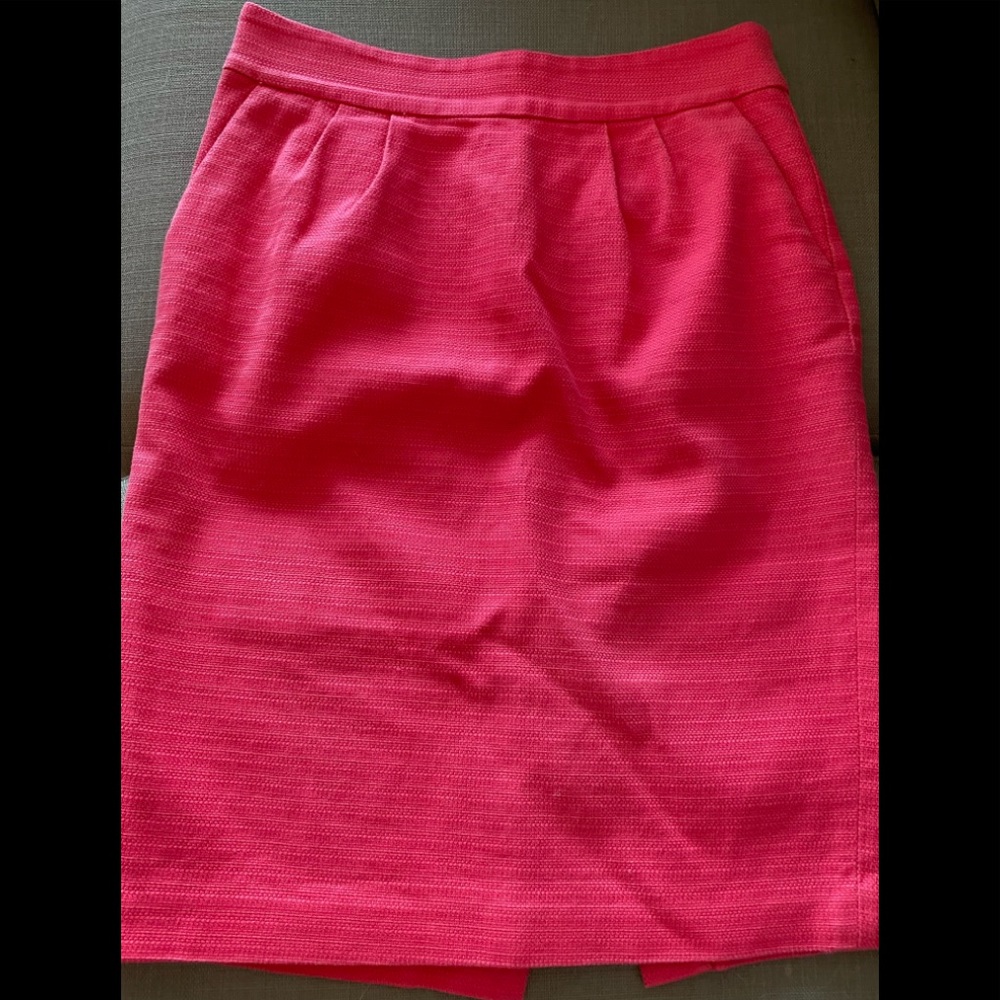 Pink pencil skirt